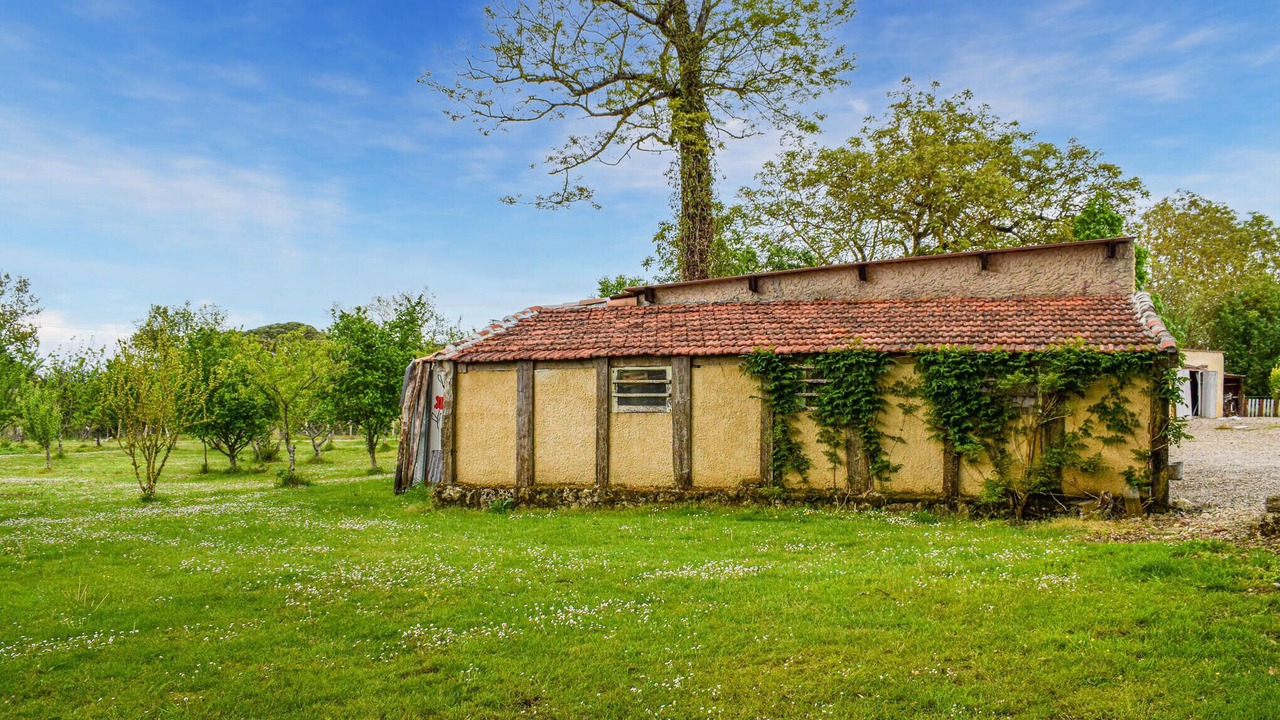 Photo of Others in Gondrin