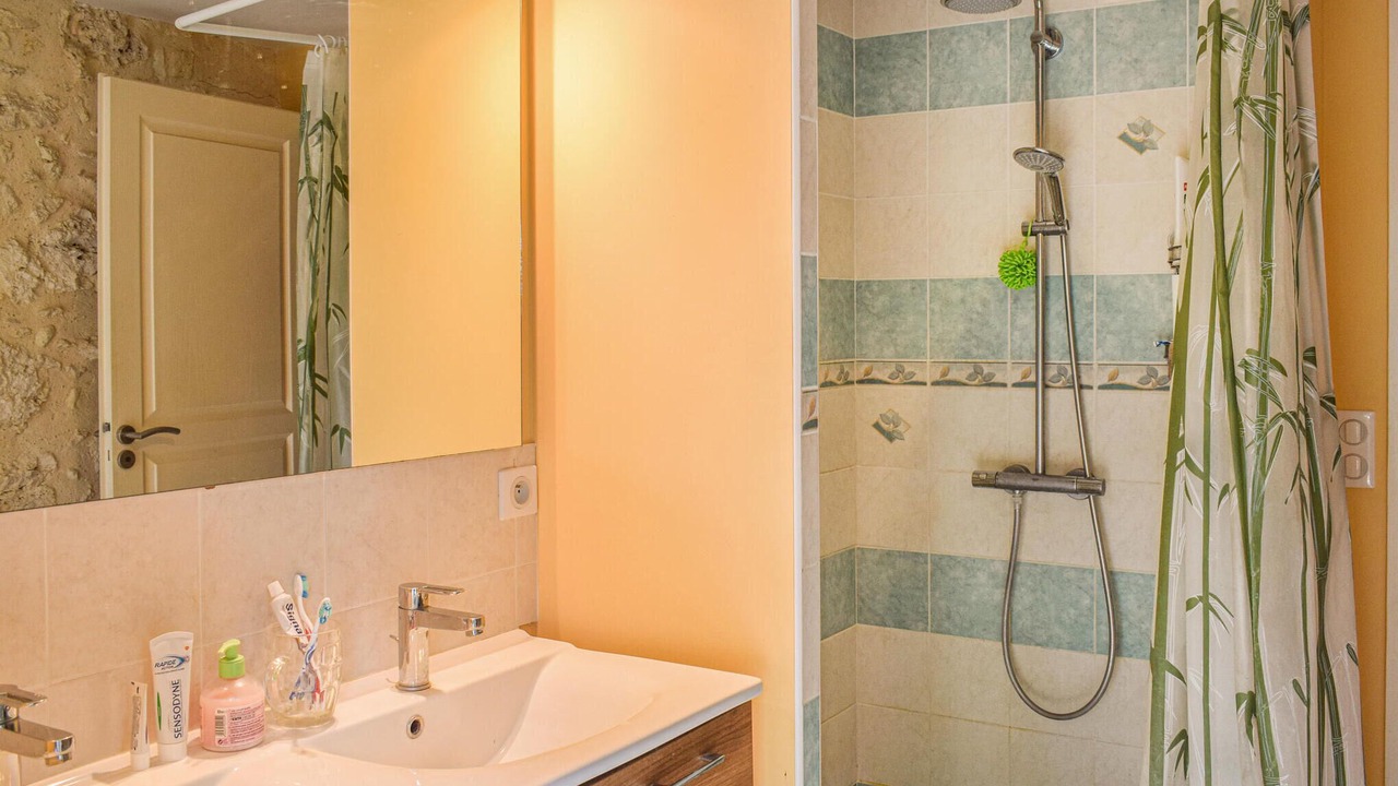 Photo of Bathroom in Gondrin