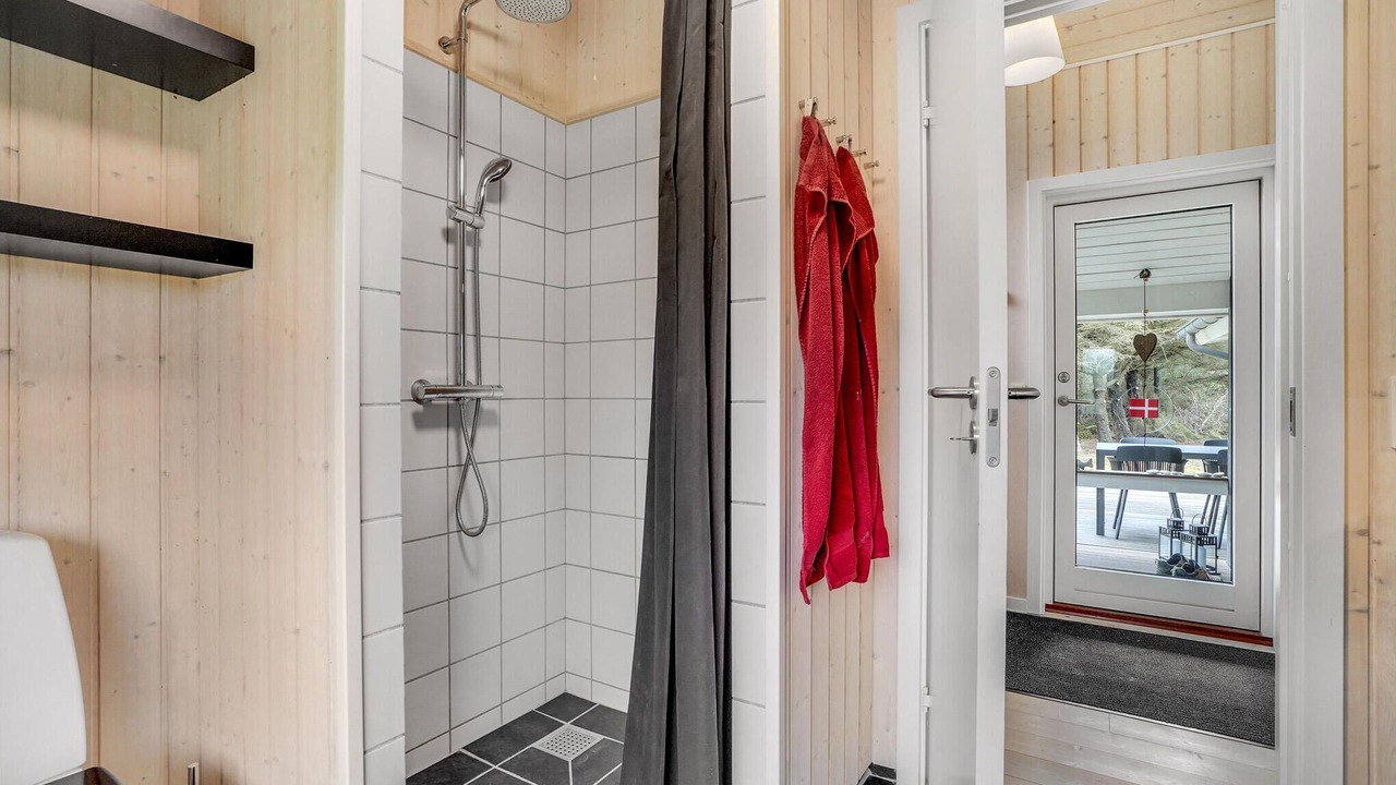 Photo of Bathroom in Agger