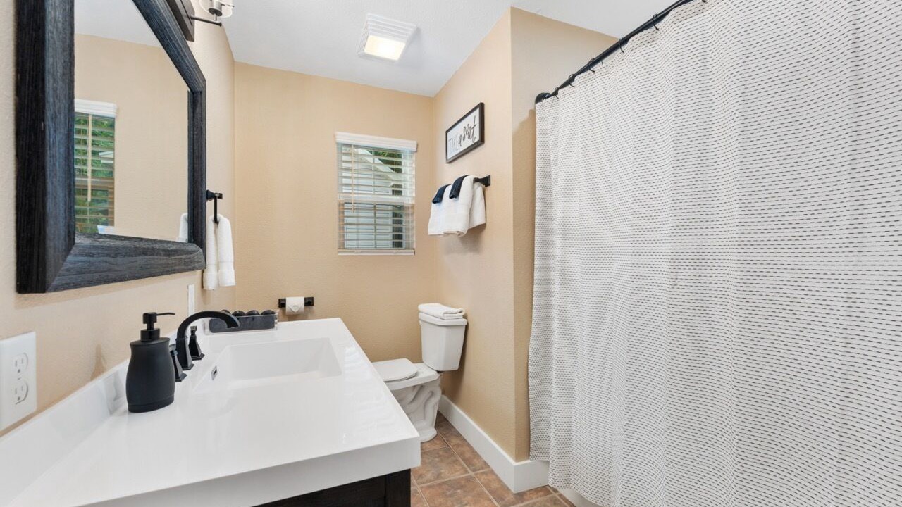 Photo of Bathroom in Branson