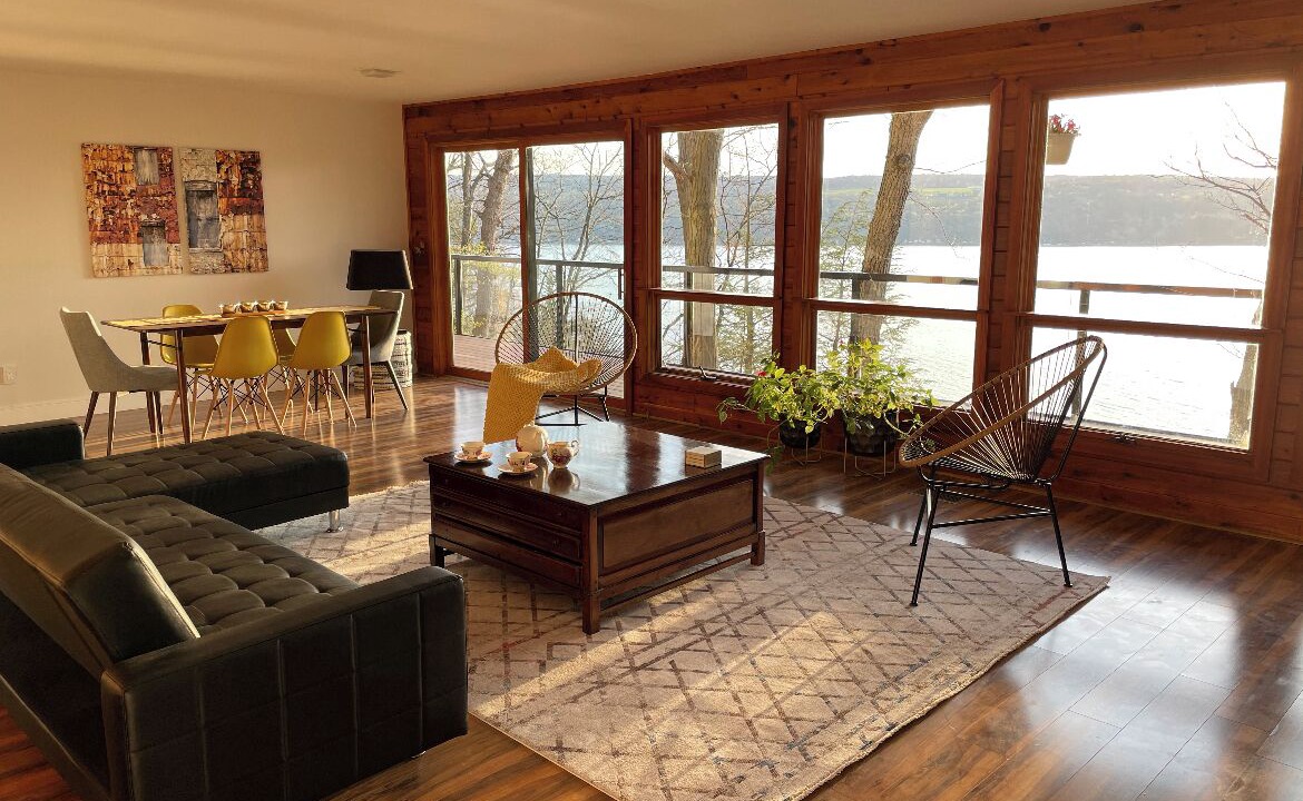 Photo of Livingroom in Ithaca