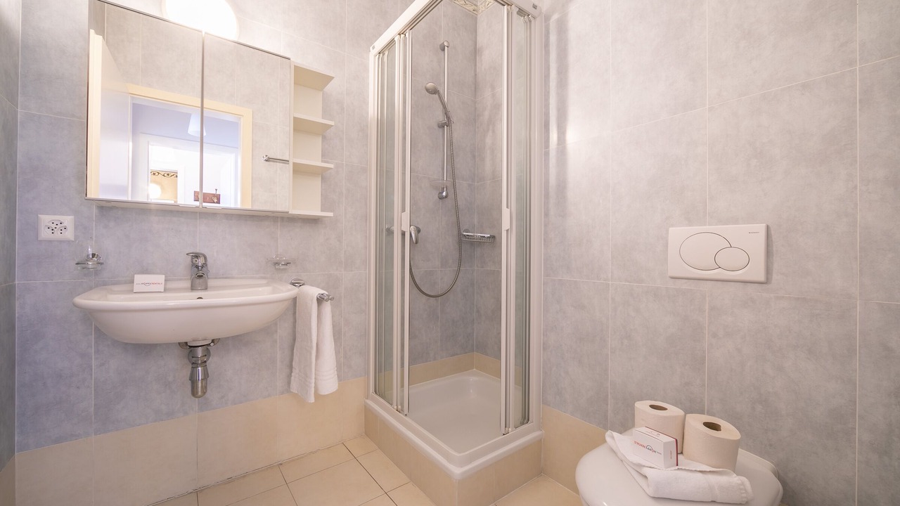 Photo of Bathroom in Aldesago