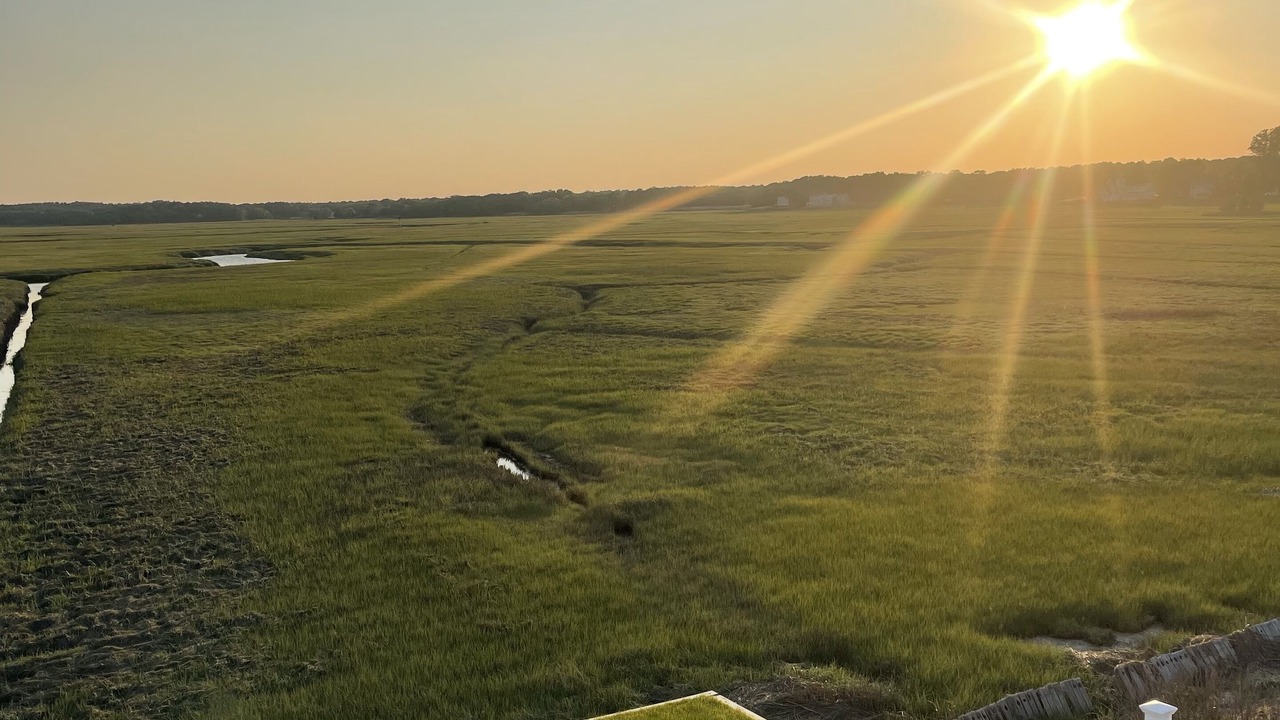Photo of Patio Balcony in Green Harbor-Cedar Crest
