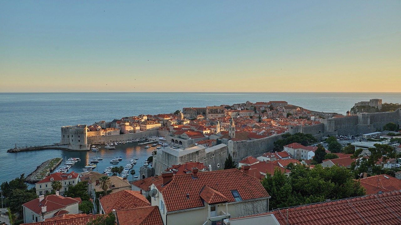 Photo of Others in Ploce