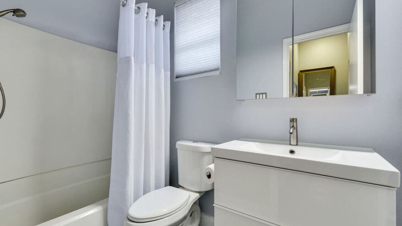 Photo of Bathroom in Wells Branch