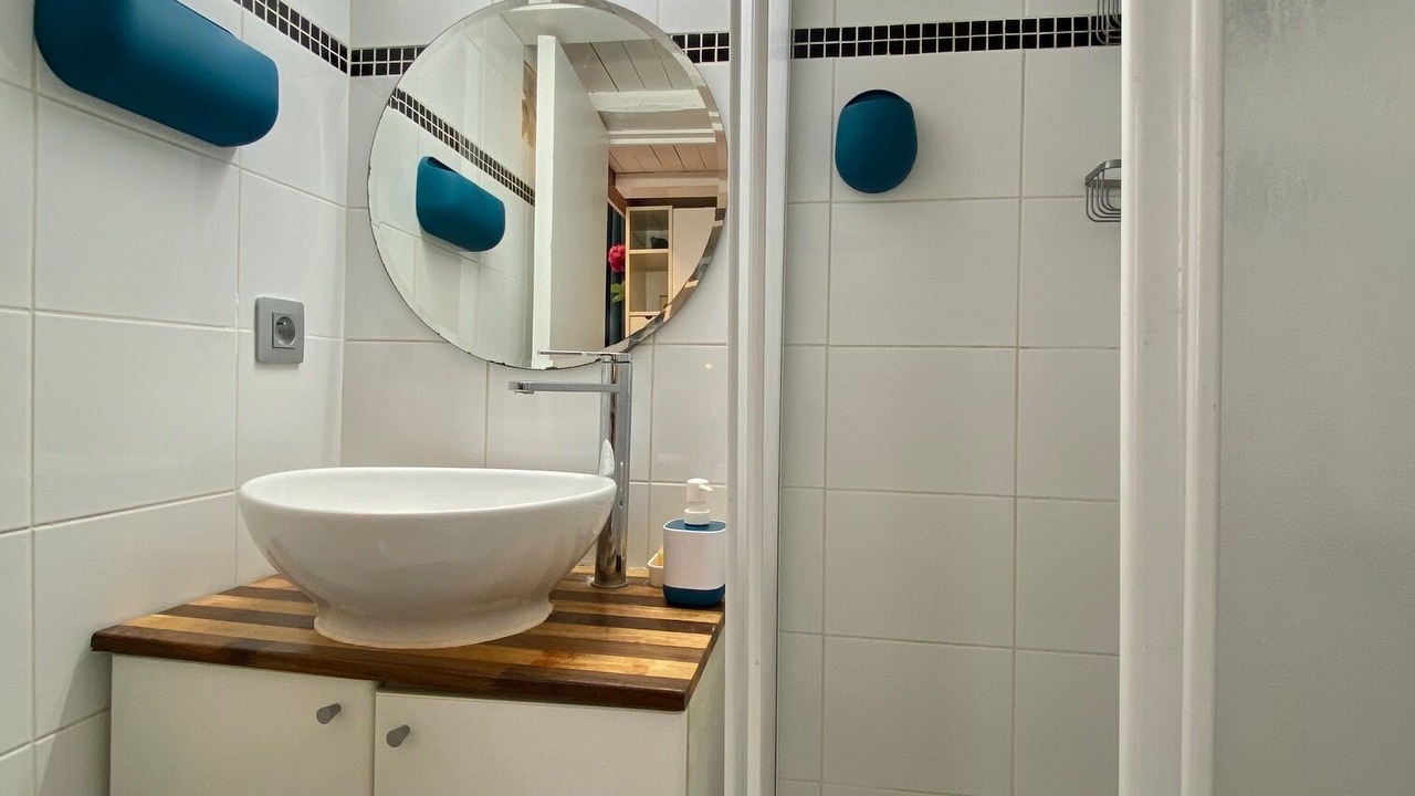 Photo of Bathroom in Arsenal
