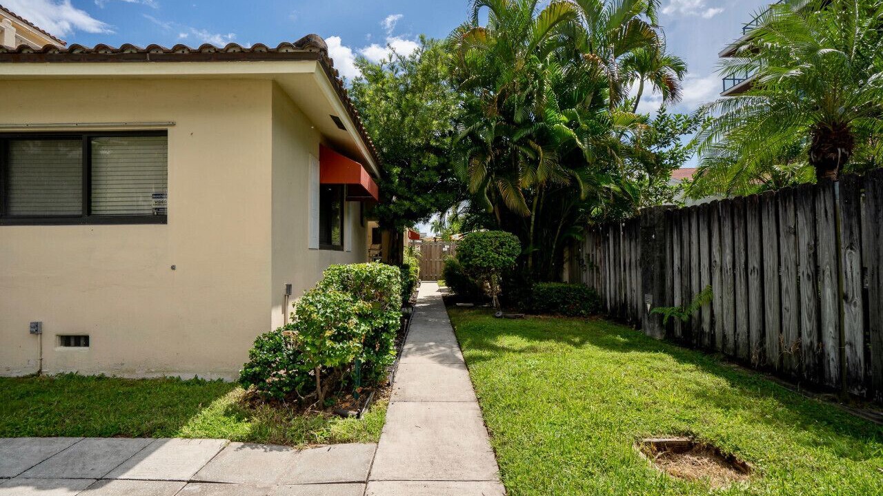 Photo of Outdoor in Hendricks and Venice Isles
