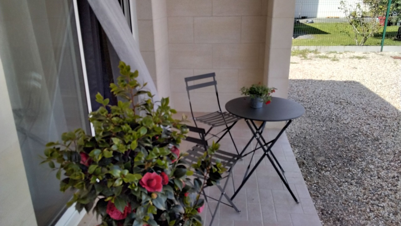 Photo of Patio Balcony in Cubzac-les-Ponts