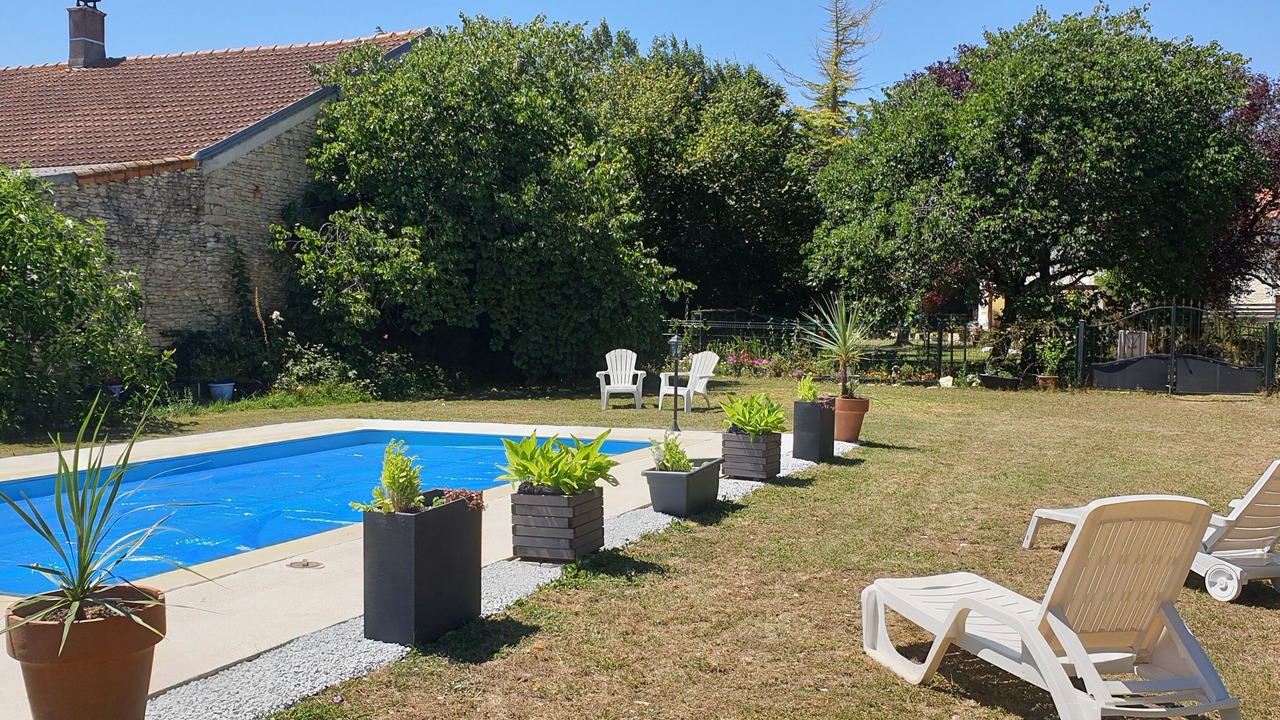 Photo of Outdoor in Cherves