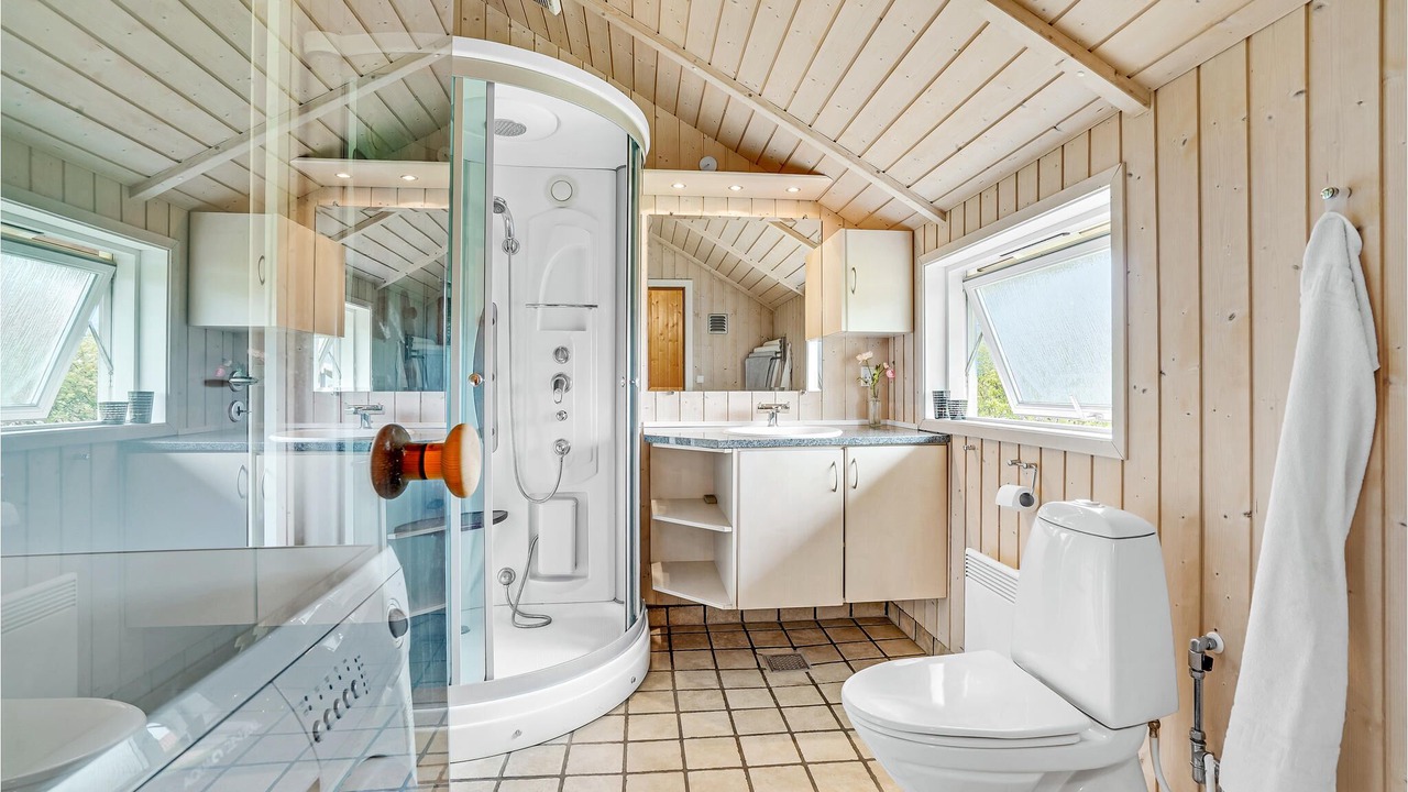 Photo of Bathroom in Vinderup