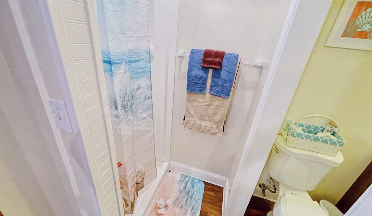 Photo of Bathroom in Lake Ridge