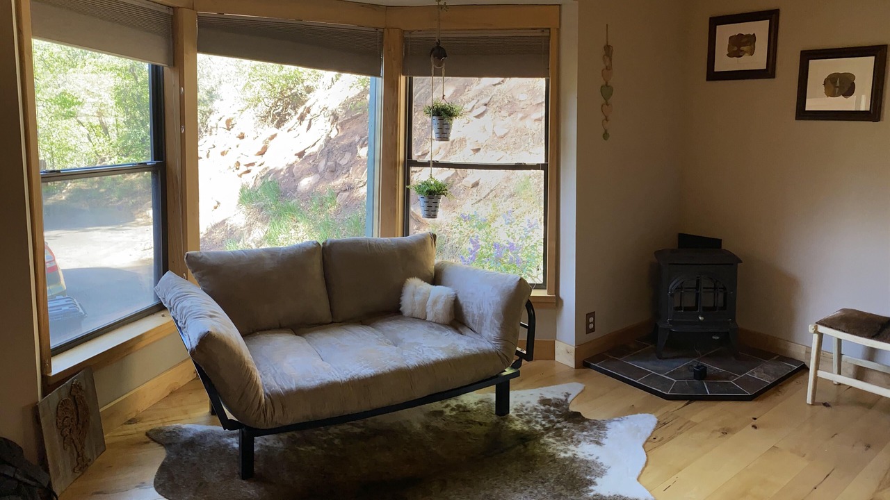 Photo of Livingroom in Trimble