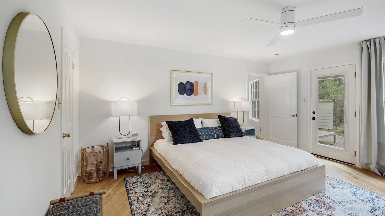 Photo of Bedroom in Bastrop