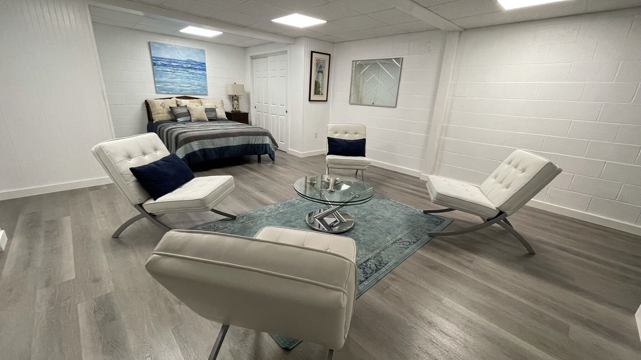 Photo of Bedroom in Westbrook Center