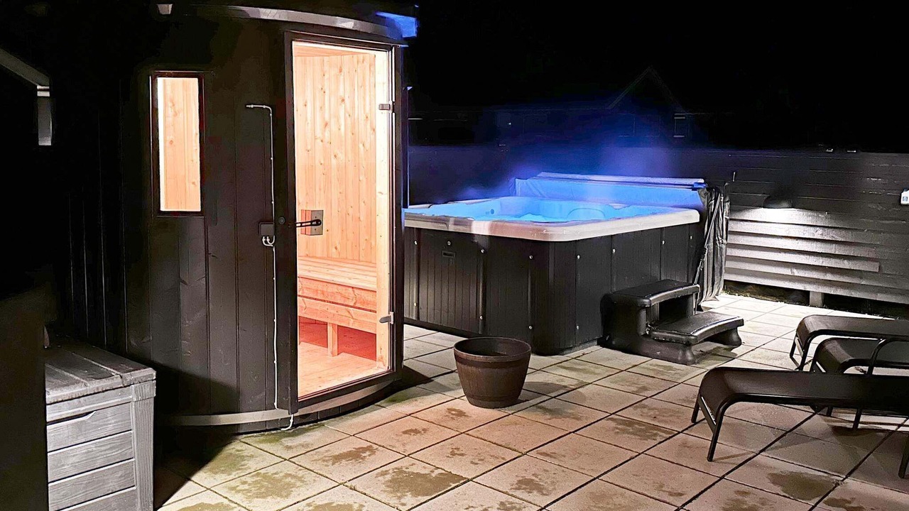 Photo of Others in Bøtø By