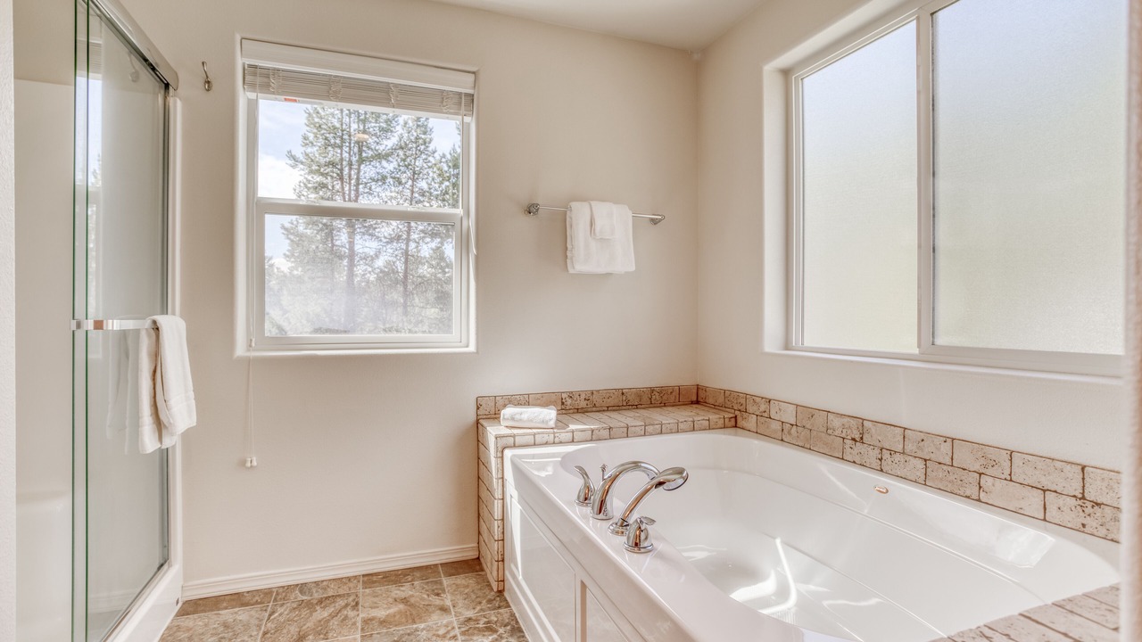 Photo of Bathroom in Oregon Water Wonderland