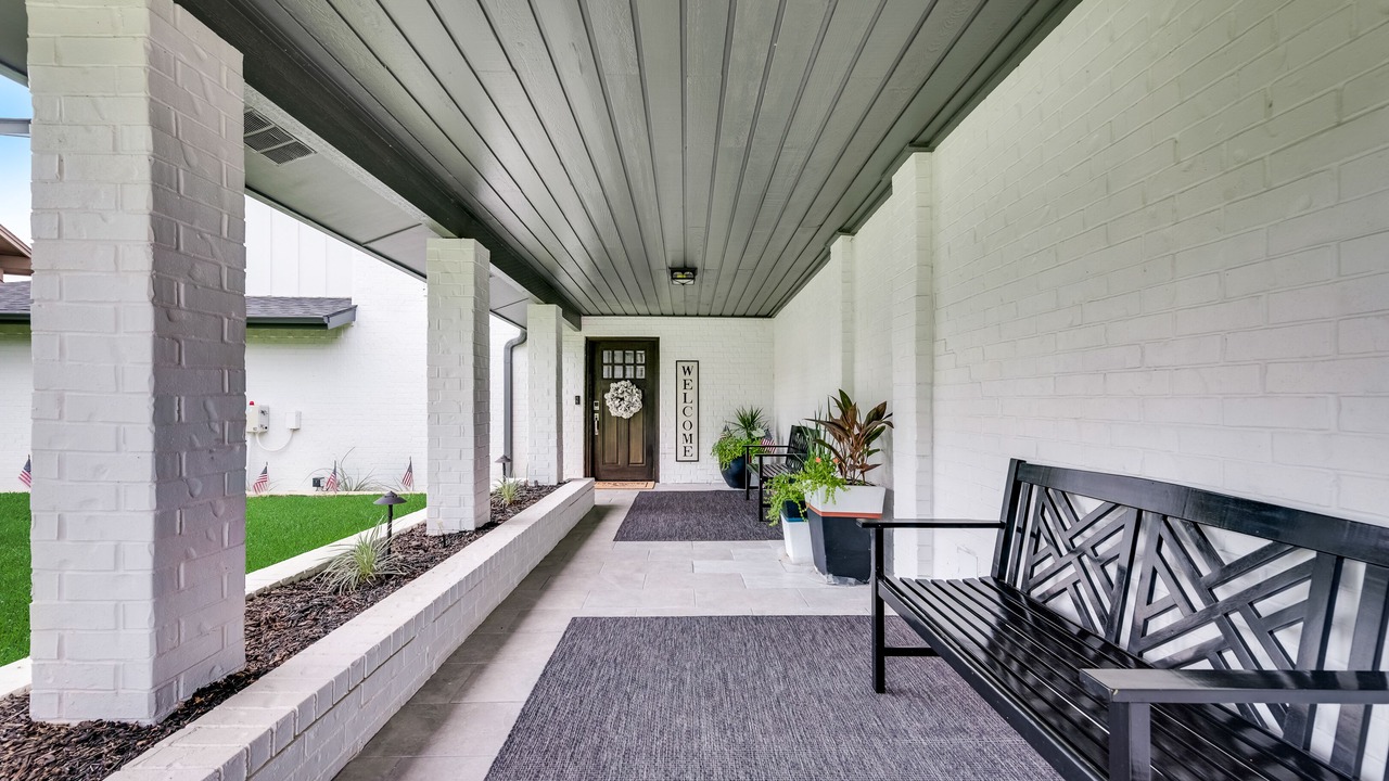 Photo of Outdoor in Enchanted Oaks