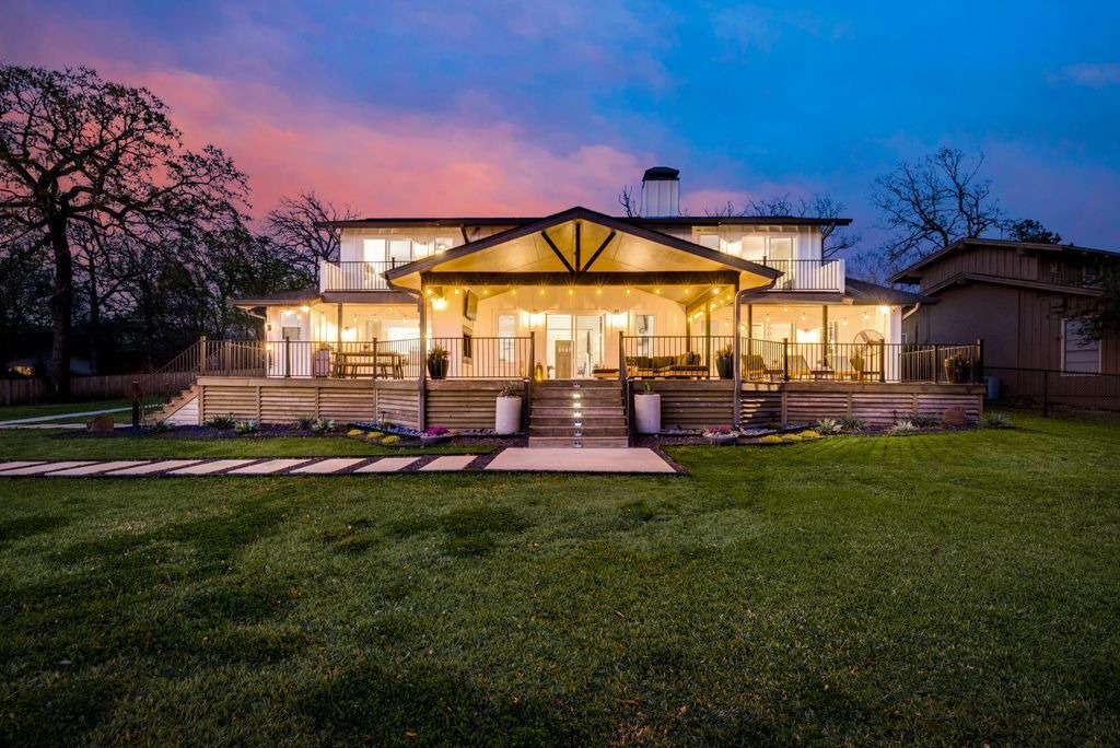 Photo of Outdoor in Enchanted Oaks