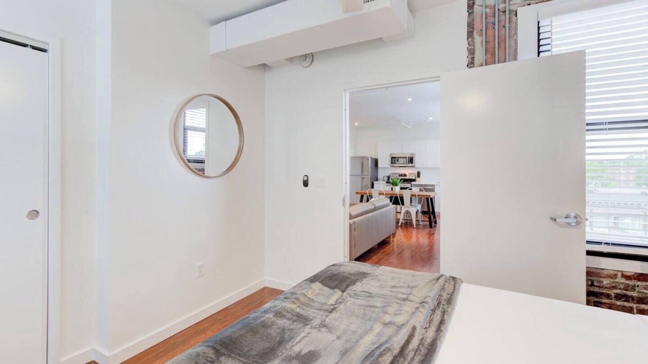 Photo of Bedroom in South Main Historic District