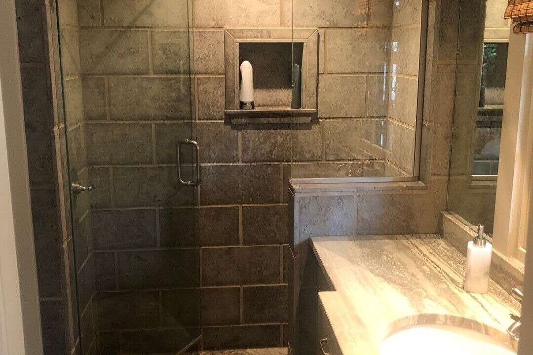Photo of Bathroom in Lakemont