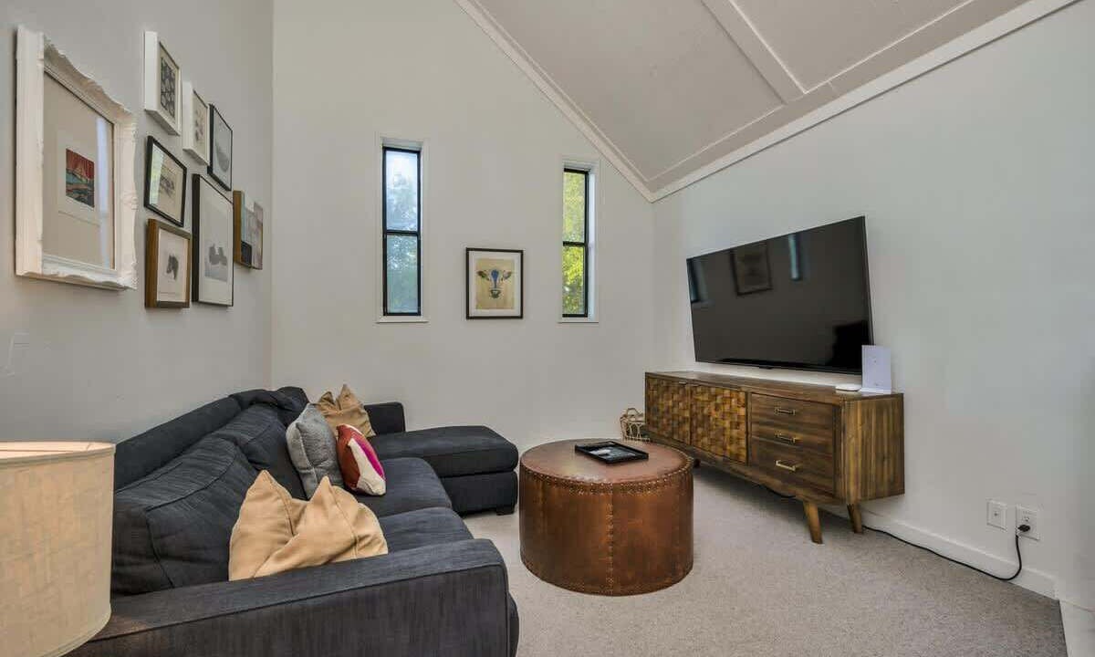 Photo of Livingroom in Calistoga