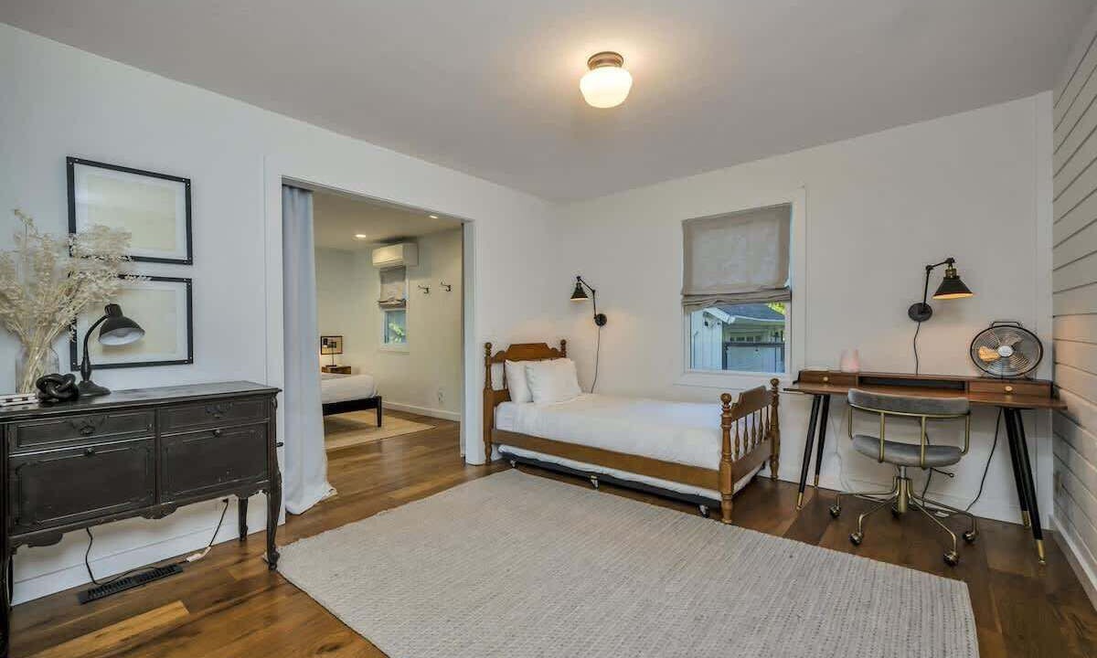 Photo of Bedroom in Calistoga