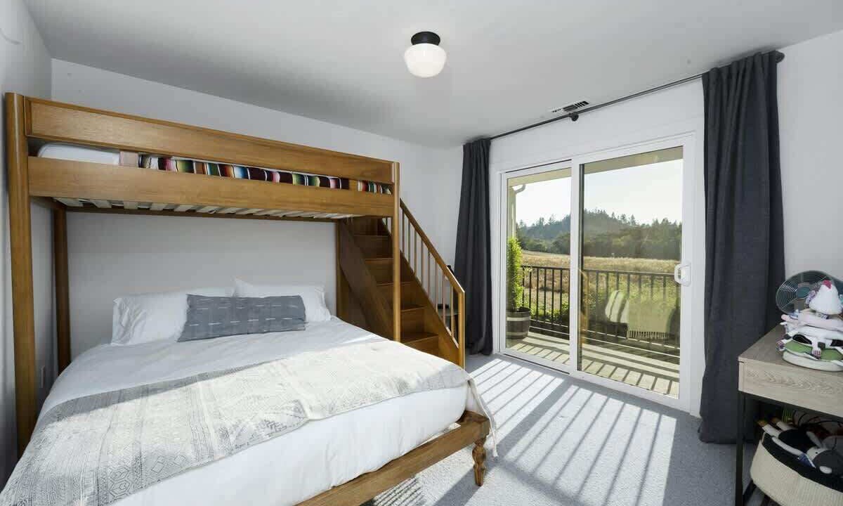 Photo of Bedroom in Calistoga