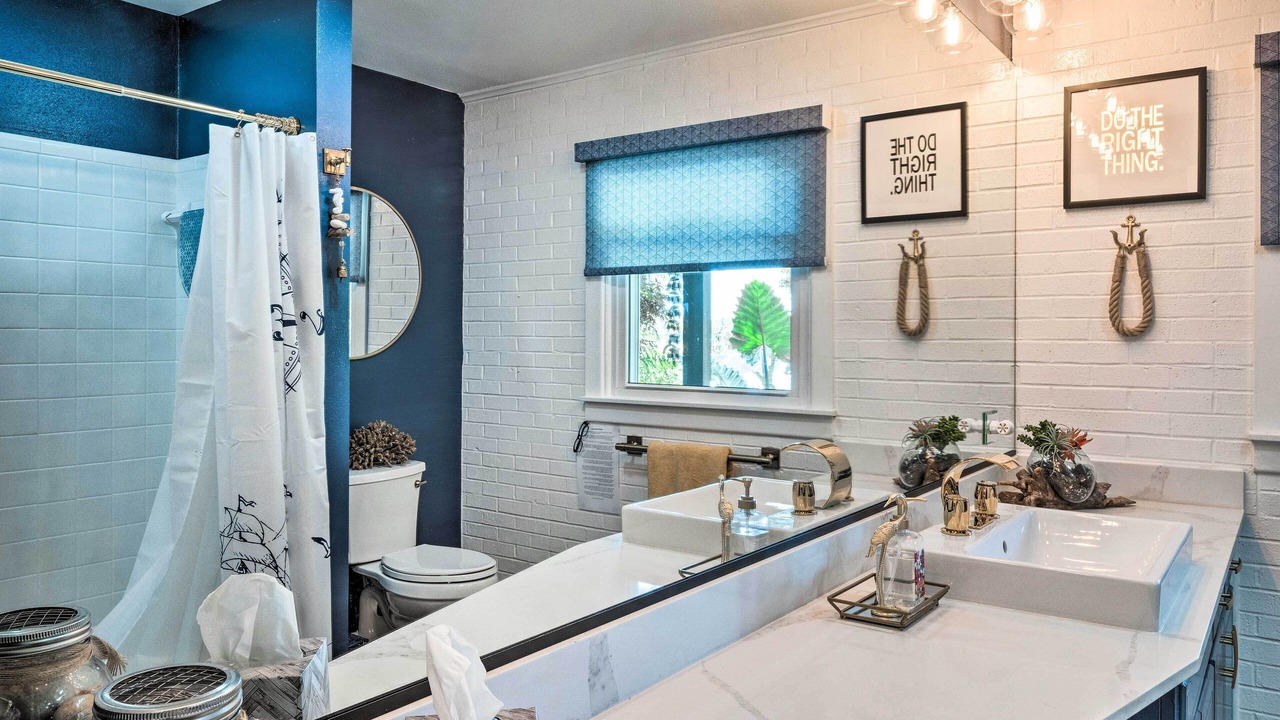 Photo of Bathroom in Lampasas