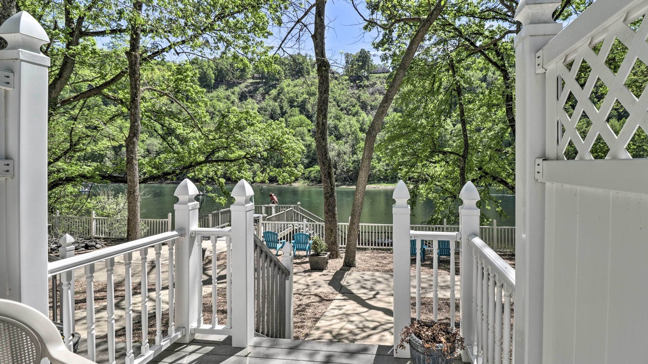 Photo of Outdoor in Lakeview