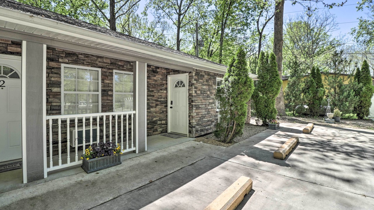 Photo of Outdoor in Lakeview