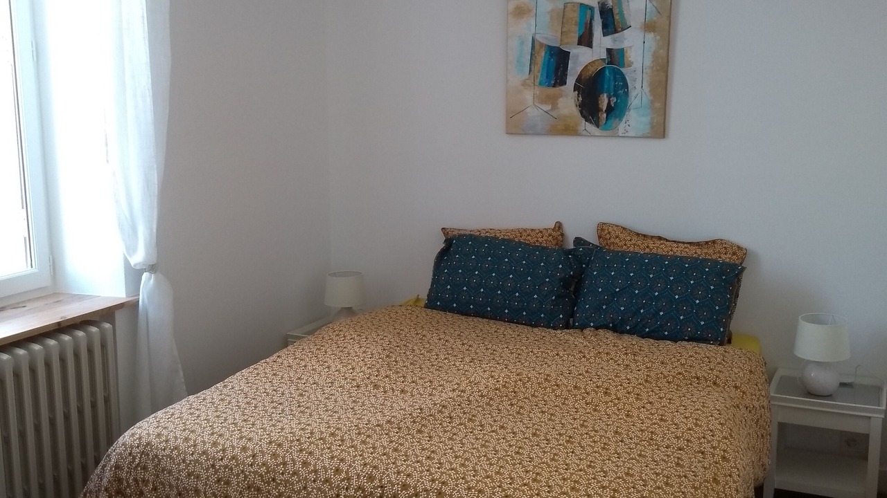 Photo of Bedroom in Beaumont-Louestault