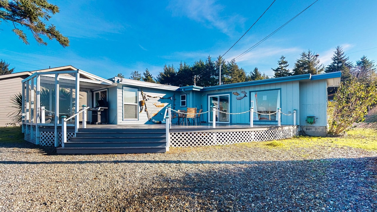 Photo of Outdoor in Coos Bay