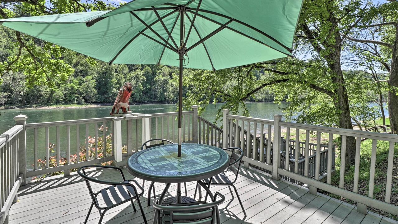 Photo of Outdoor in Lakeview