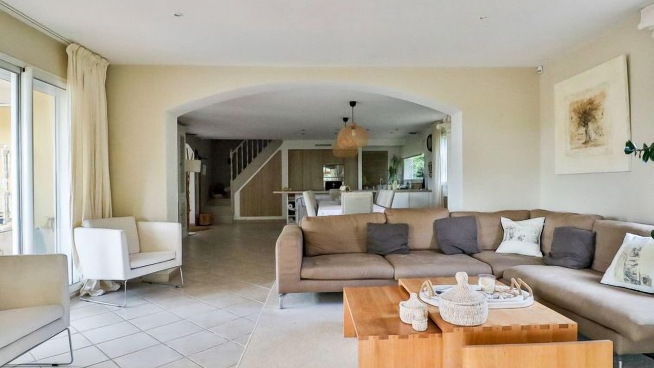 Photo of Livingroom in Thezan-les-Beziers