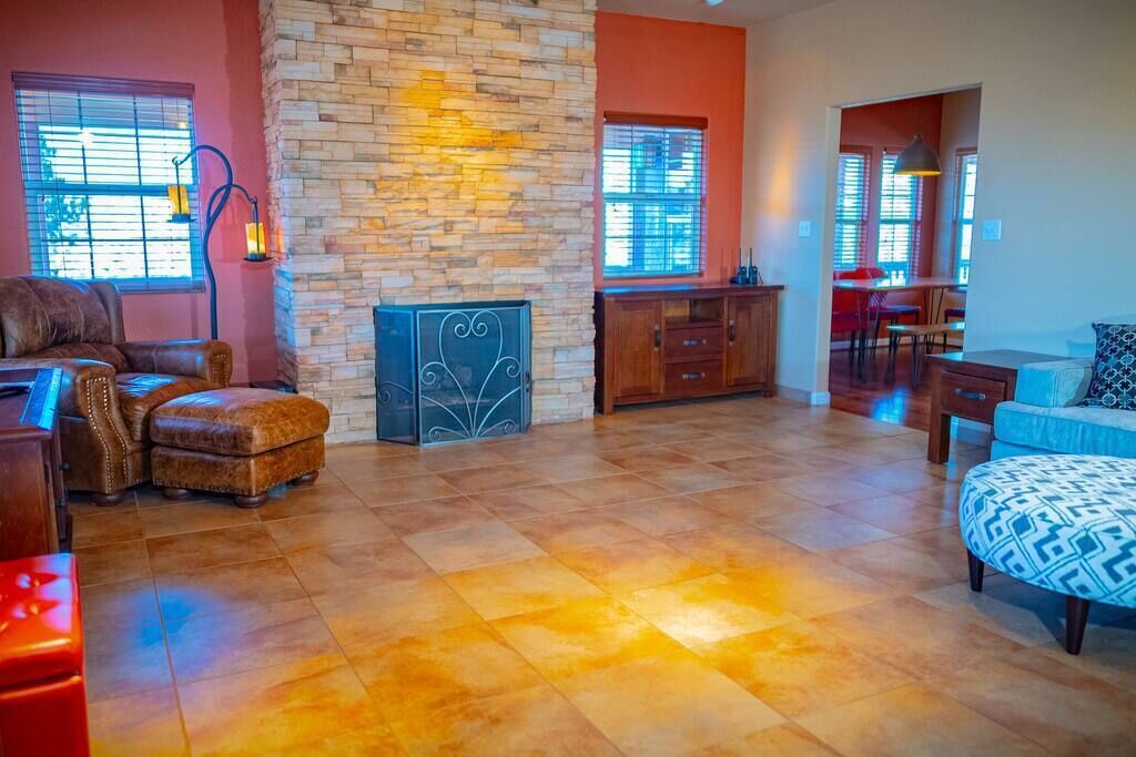 Photo of Livingroom in Canon City