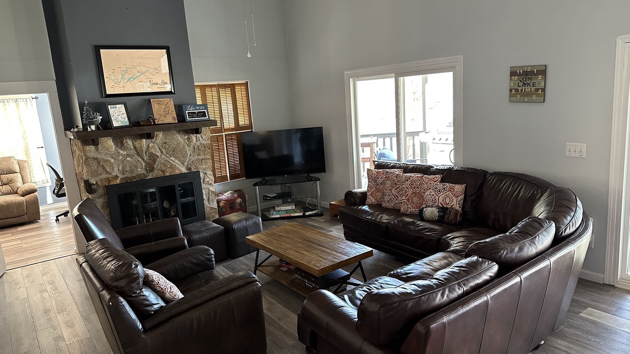 Photo of Bedroom in Jacksboro