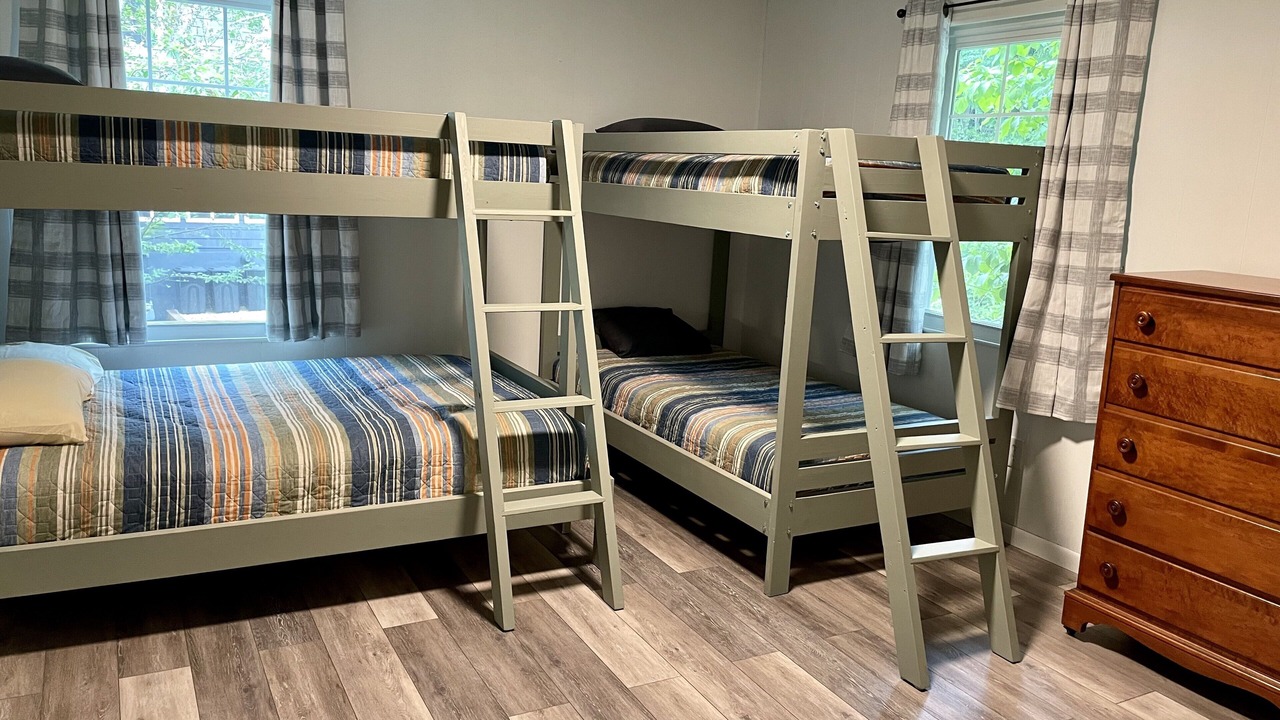 Photo of Bedroom in Jacksboro