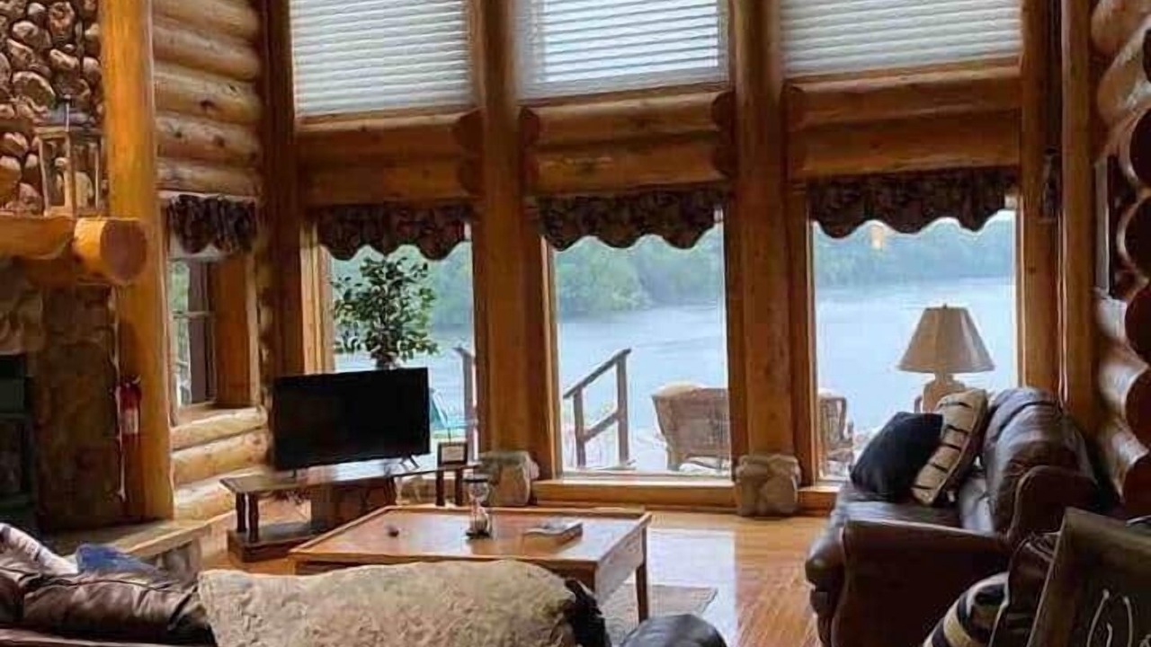 Photo of Livingroom in Kesley