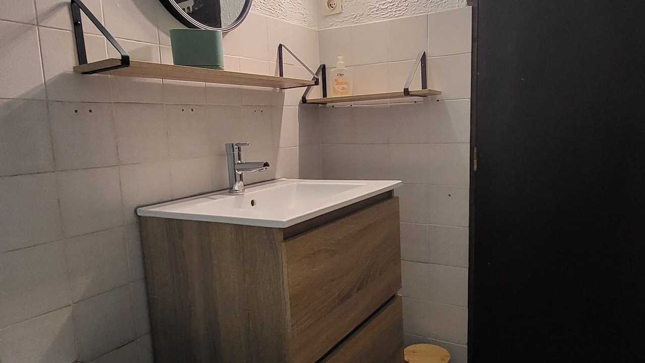Photo of Bathroom in Blars