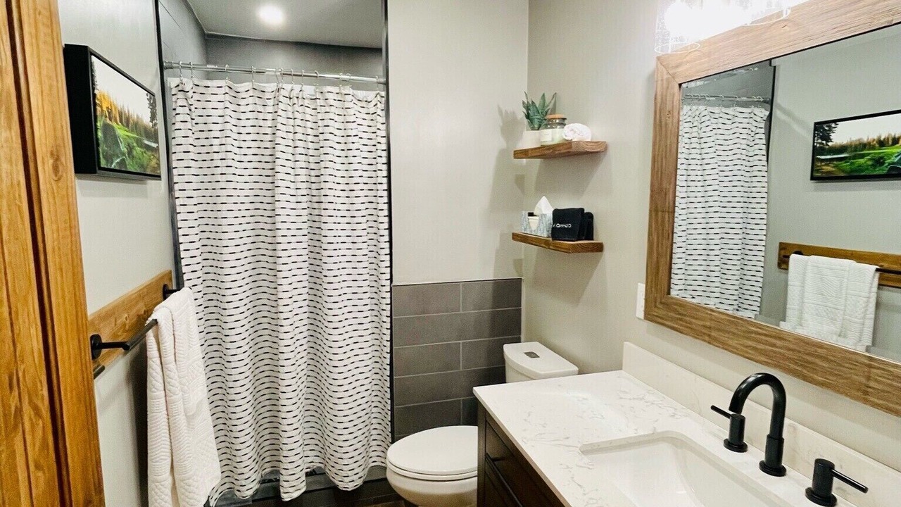Photo of Bathroom in North Upper Truckee