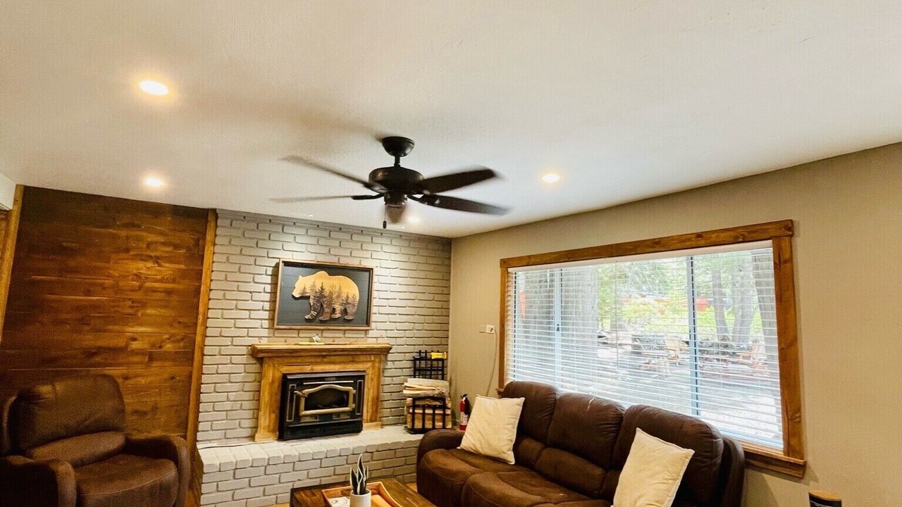 Photo of Livingroom in North Upper Truckee