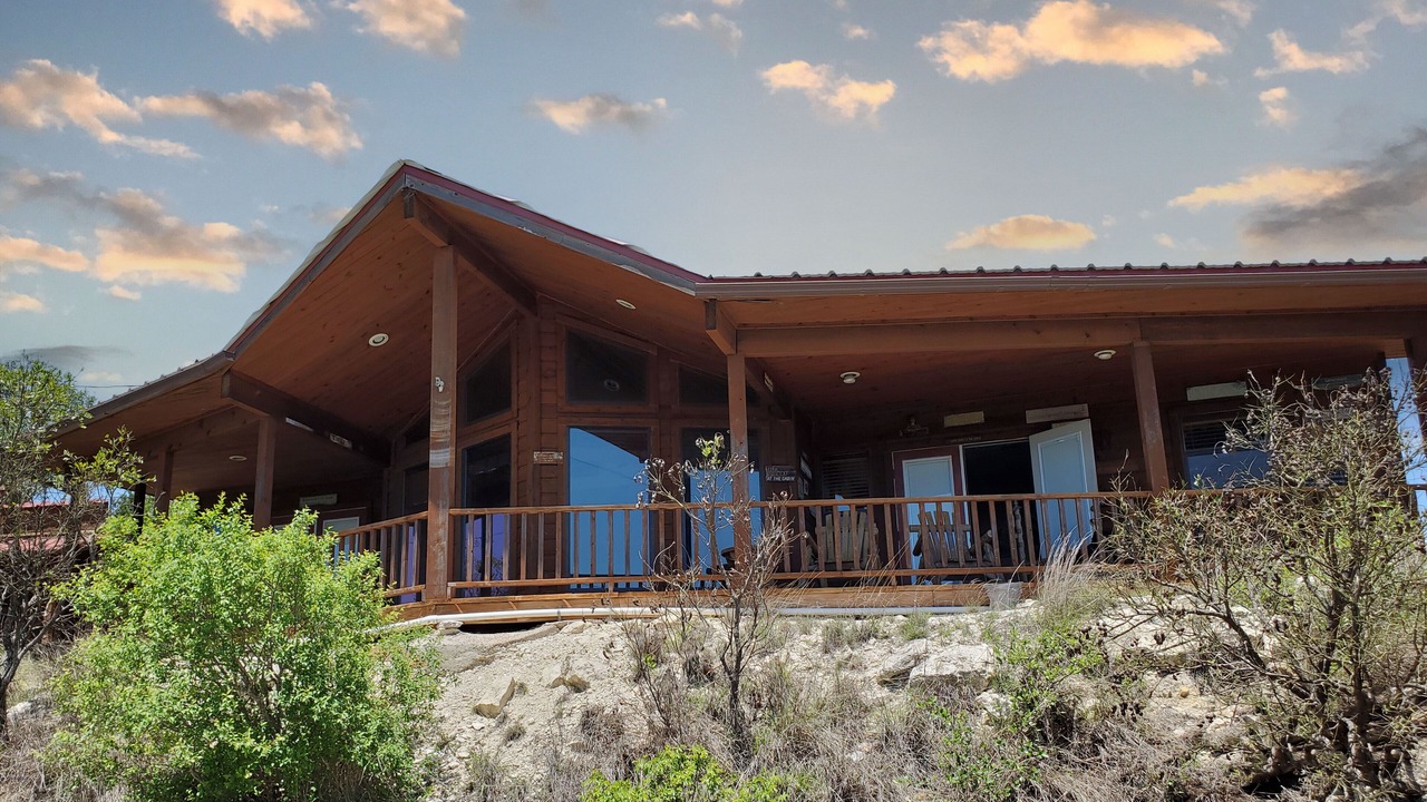 Photo of Outdoor in Leakey