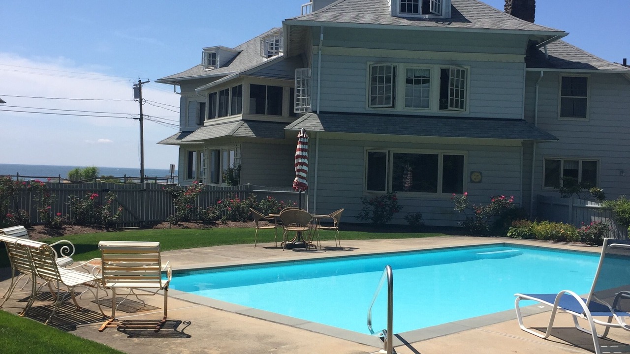 Photo of Outdoor in Madison Center