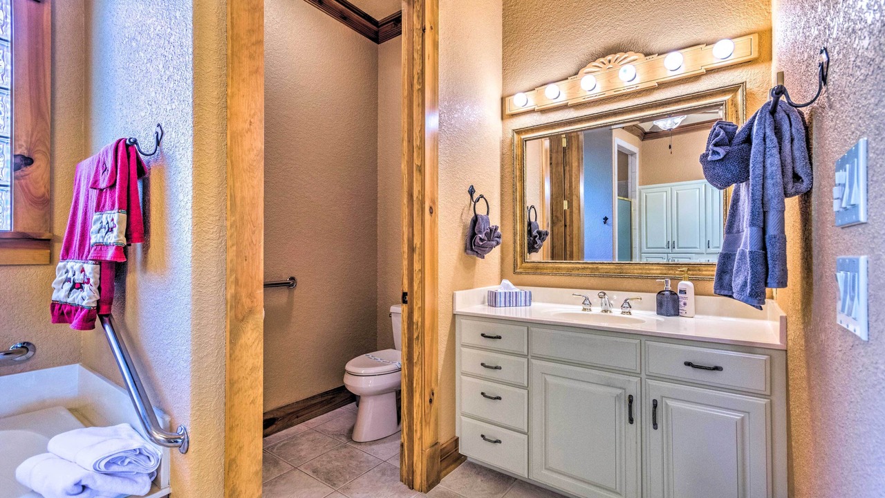Photo of Bathroom in Mid America