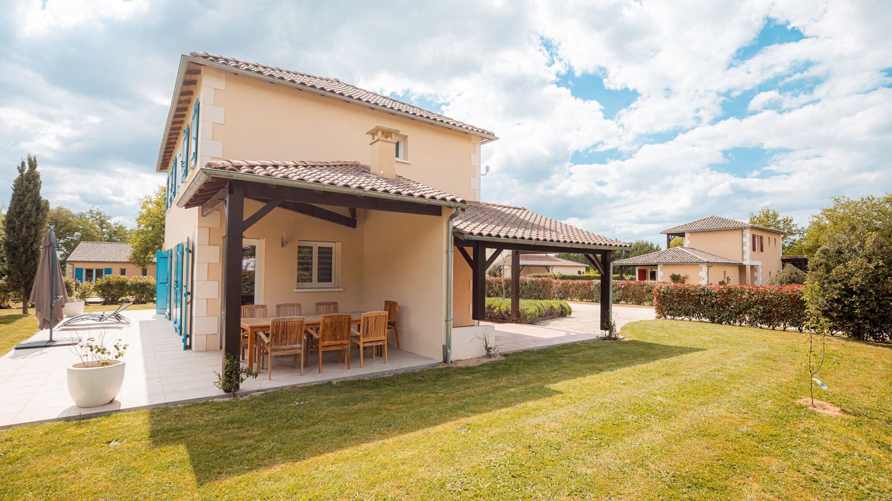 Photo of Outdoor in Vasles