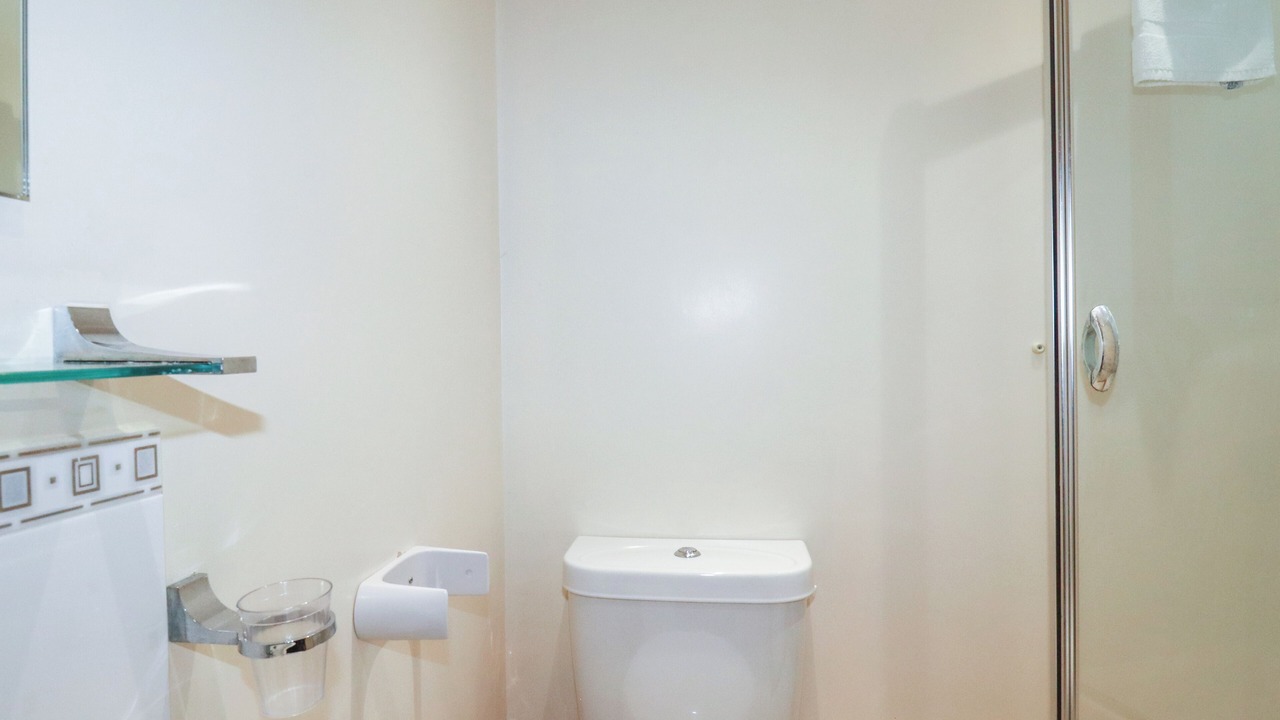 Photo of Bathroom in Boscastle