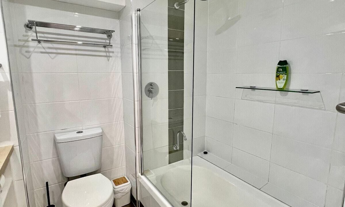 Photo of Bathroom in North Ward