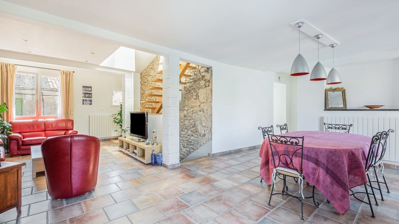 Photo of Livingroom in Saint-Denis