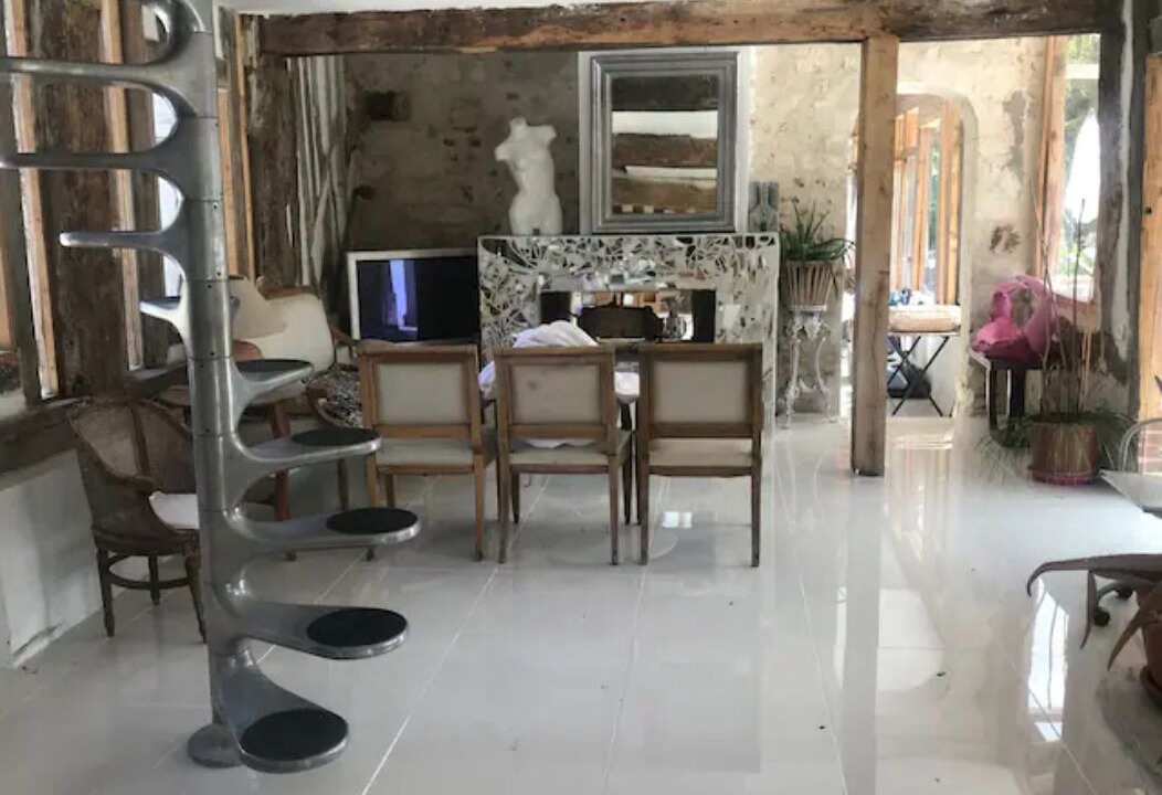 Photo of Others in Pont-l'Eveque