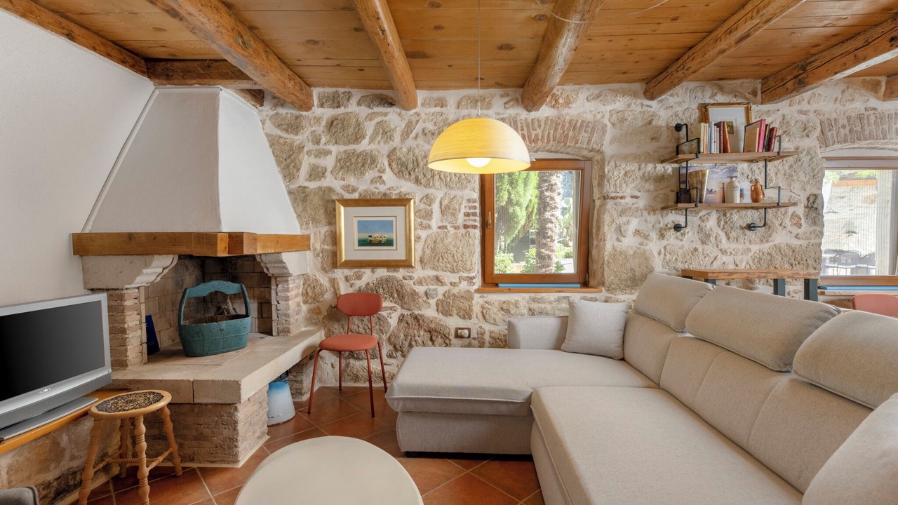 Photo of Livingroom in Flengi